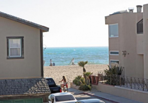 3612 Seashore Dr